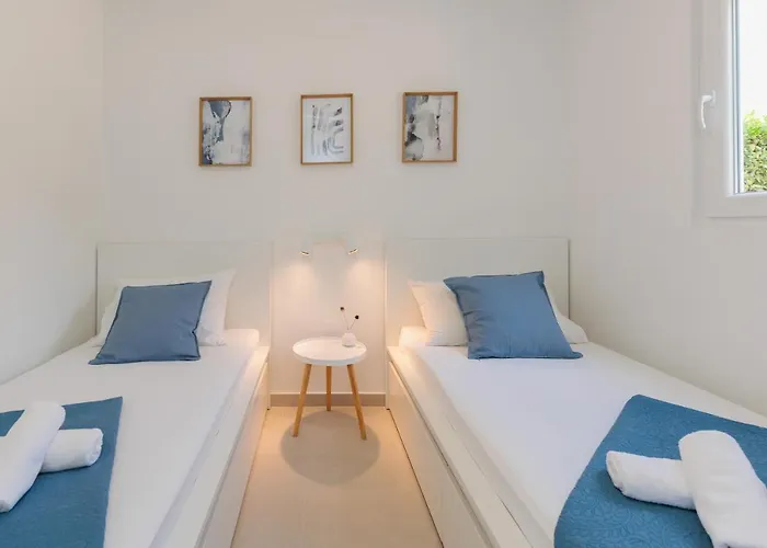 New!!! Luminose House